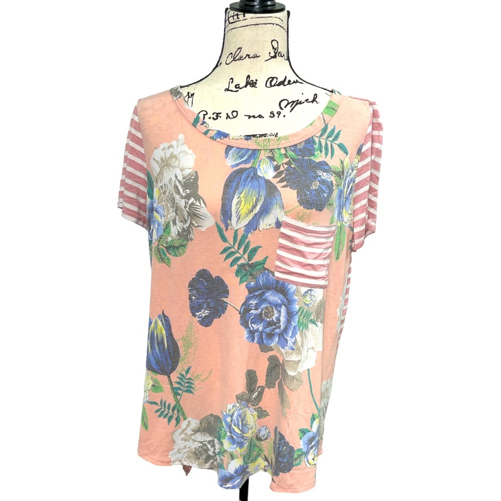 Lovely J Brand 3/4 length Sleeve Floral Striped Top